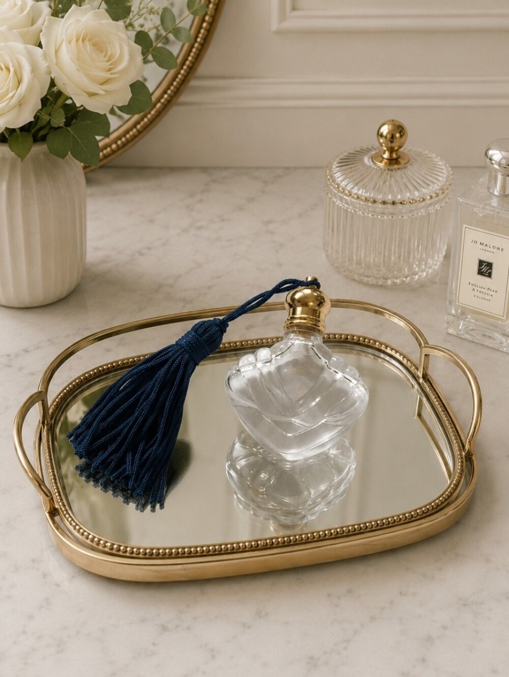 Small Glass Perfume Fragrance Bottle Necklace Tassle Gold Tone Screw Top NEW